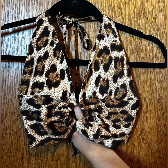 Cheetah print tank top with tie back size medium. - Picture 1 of 3